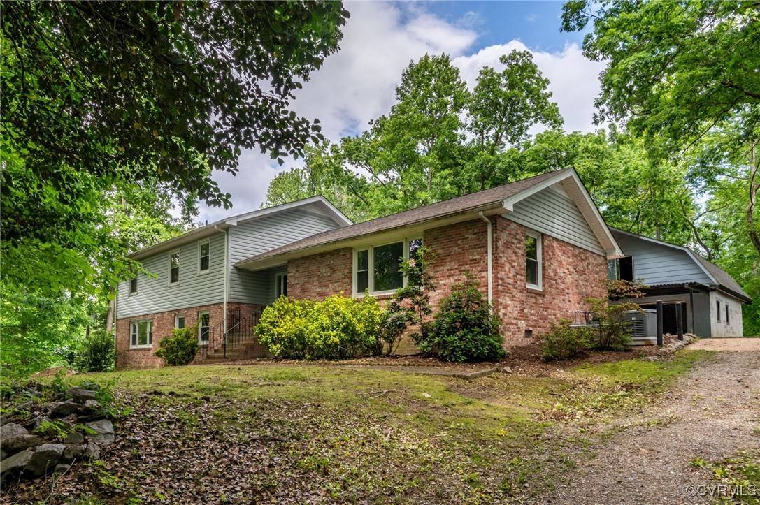 Chester, VA 23831,13101 Harrowgate RD
