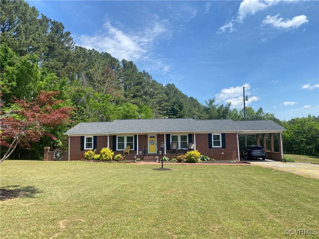 Blackstone, VA 23824,1195 Stingy Lane RD