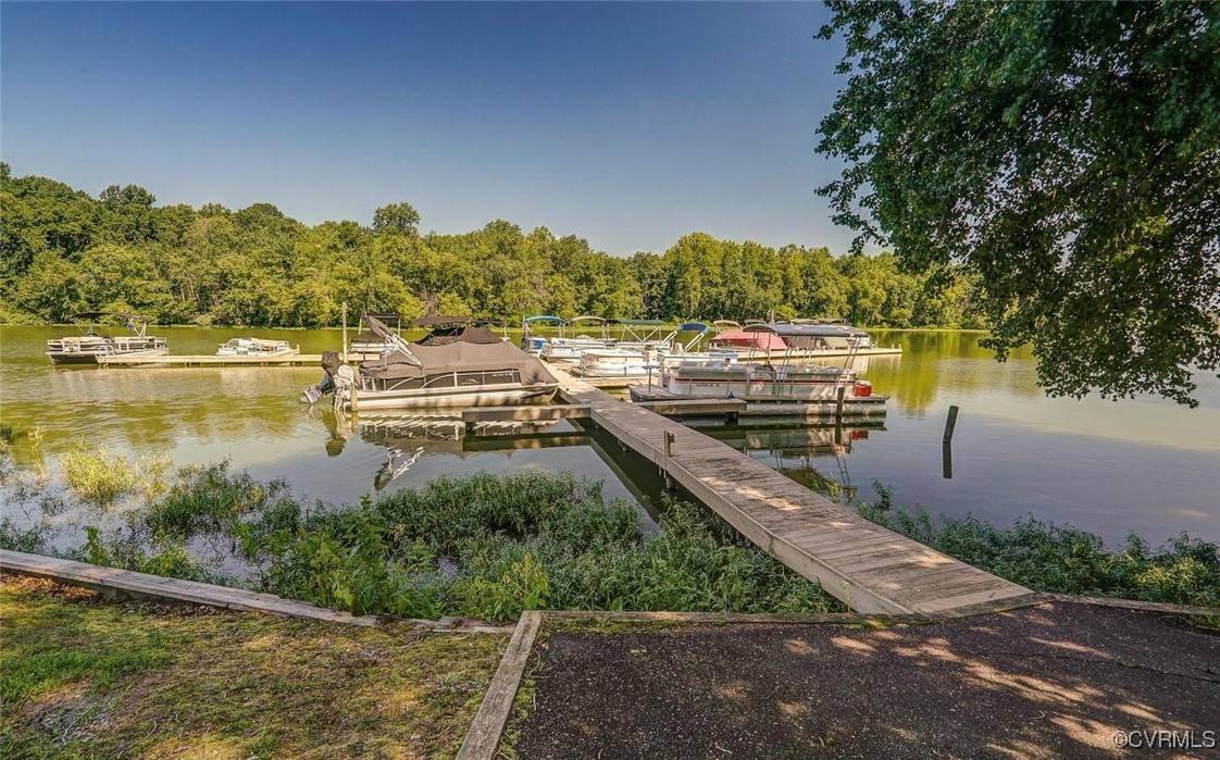 Louisa, VA 23093,311 Palomino DR