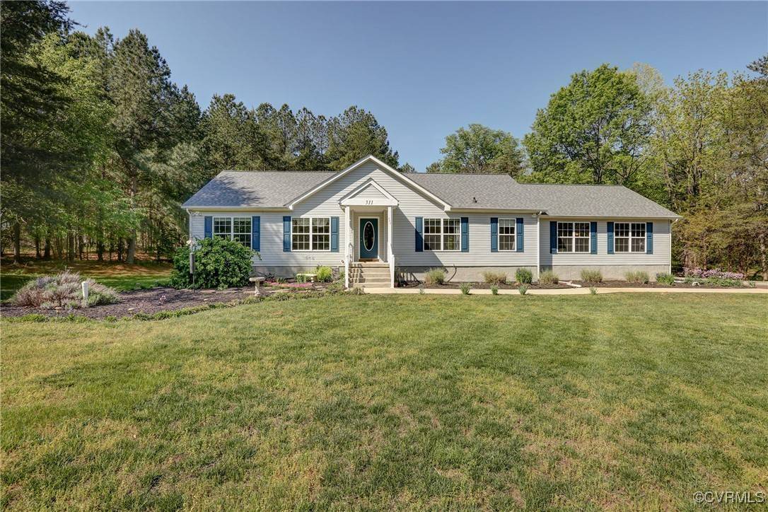 Louisa, VA 23093,311 Palomino DR