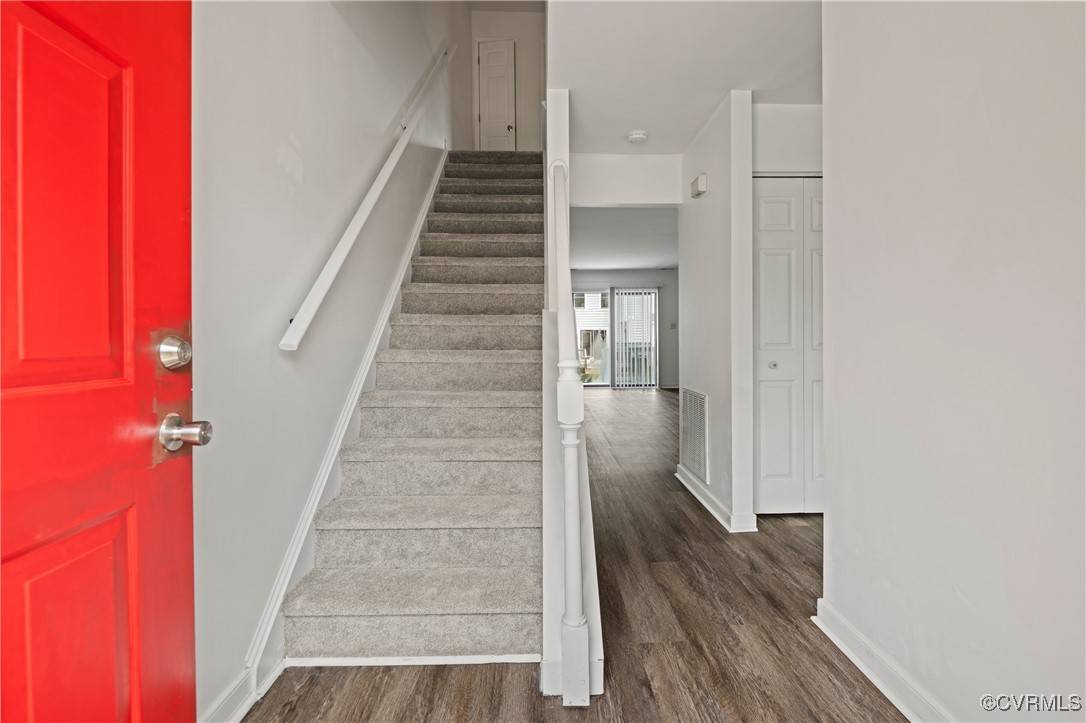 Chesterfield, VA 23832,7212 hotchkiss CT