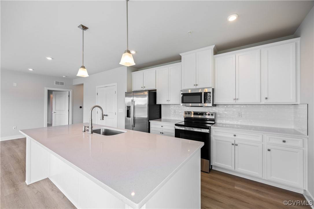 Moseley, VA 23120,6725 Citory WAY #203