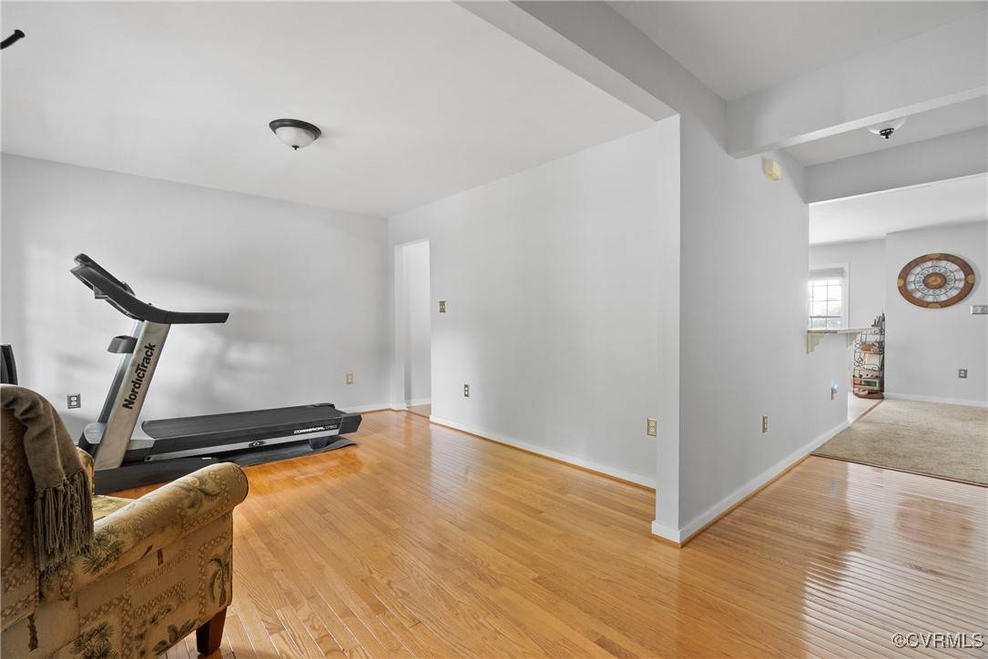 Henrico, VA 23233,10121 Grand Oaks DR