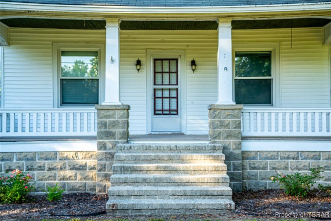 White Stone, VA 22578,667 Chesapeake DR