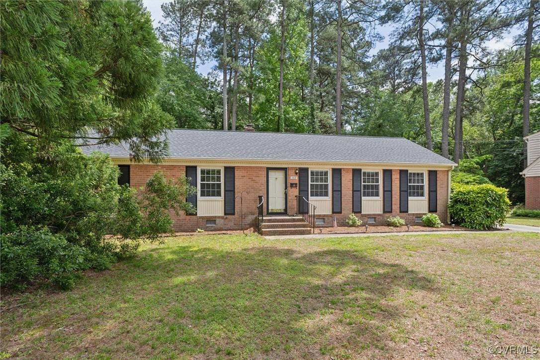 Williamsburg, VA 23185,102 Thomas Nelson LN