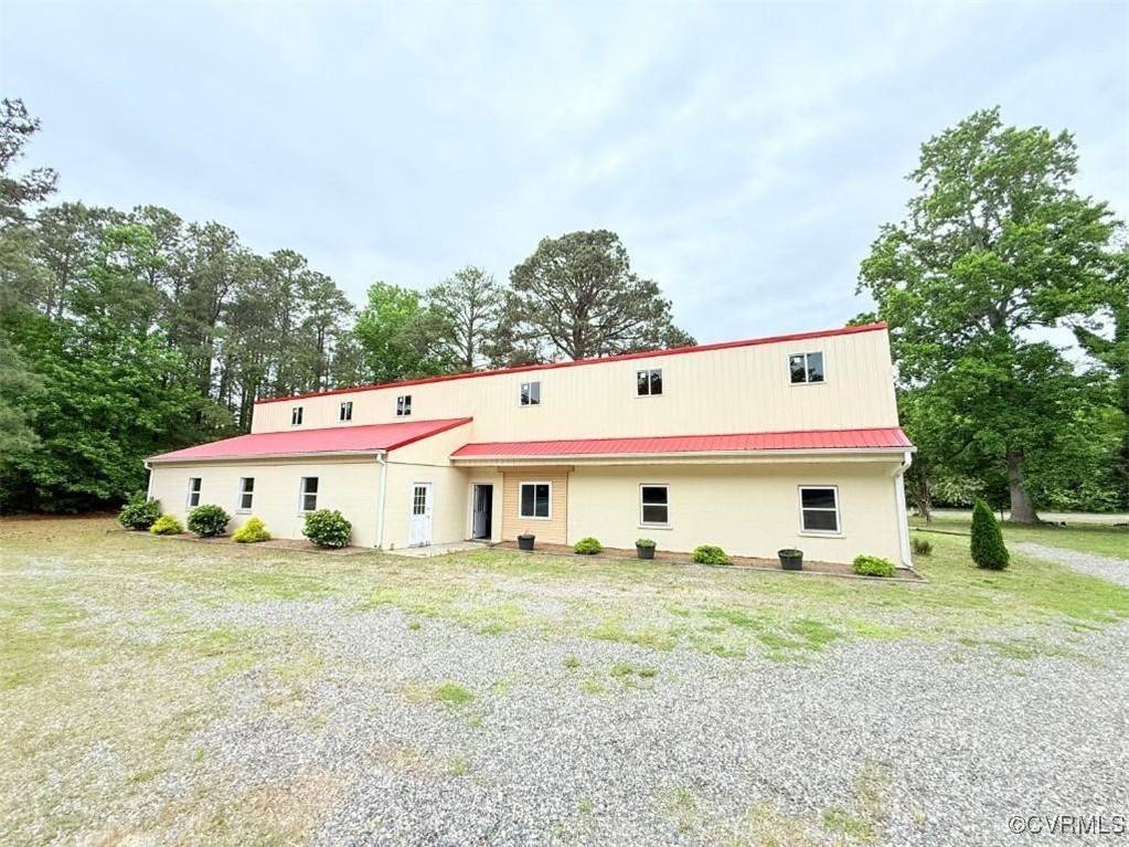 Tappahannock, VA 22560,7154 Richmond HWY