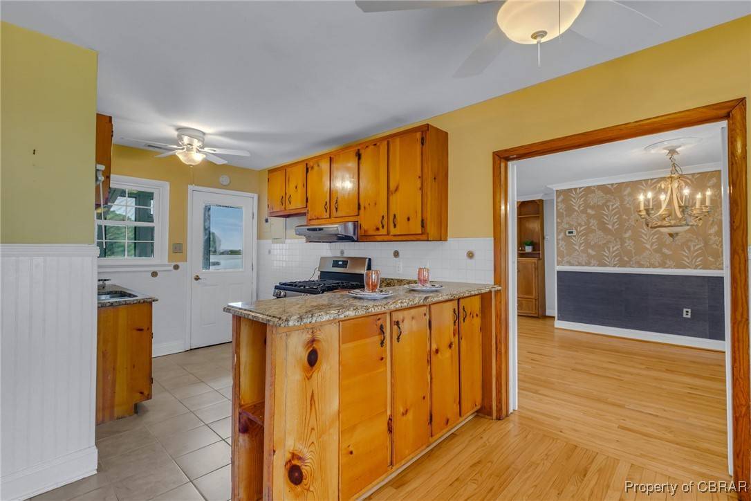 Heathsville, VA 22473,609 Pine Point DR