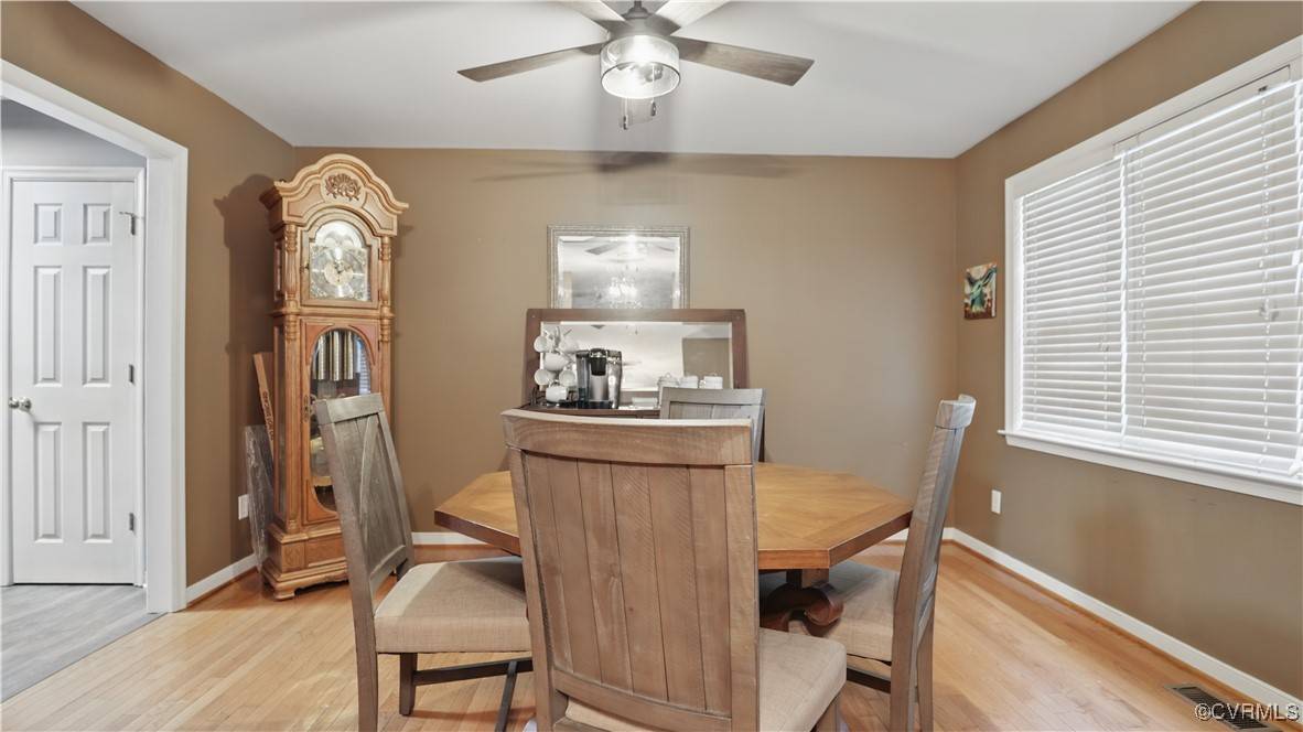 Chesterfield, VA 23112,11721 Walnut Wood DR