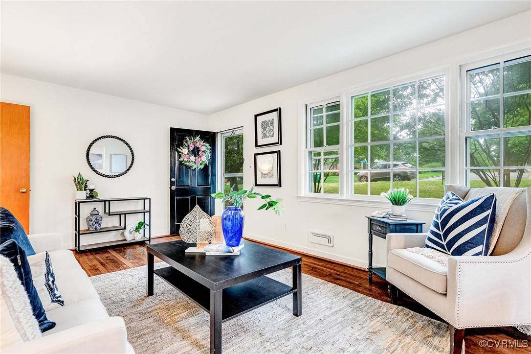 Henrico, VA 23229,1919 Greenhurst DR