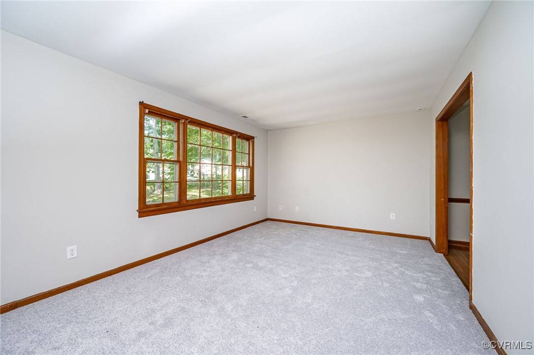 North Chesterfield, VA 23236,10216 Greglynn RD