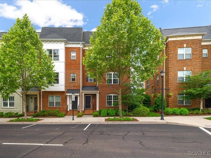 Henrico, VA 23230,5435 Libbie Mill West BLVD