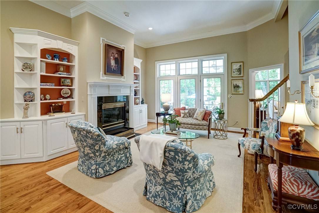 Henrico, VA 23238,33 E Square LN