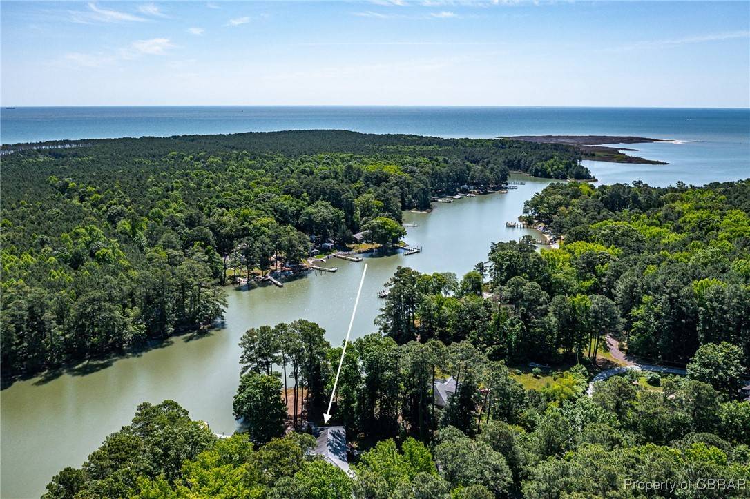 Kilmarnock, VA 22482,260 Leisure Cove Ln
