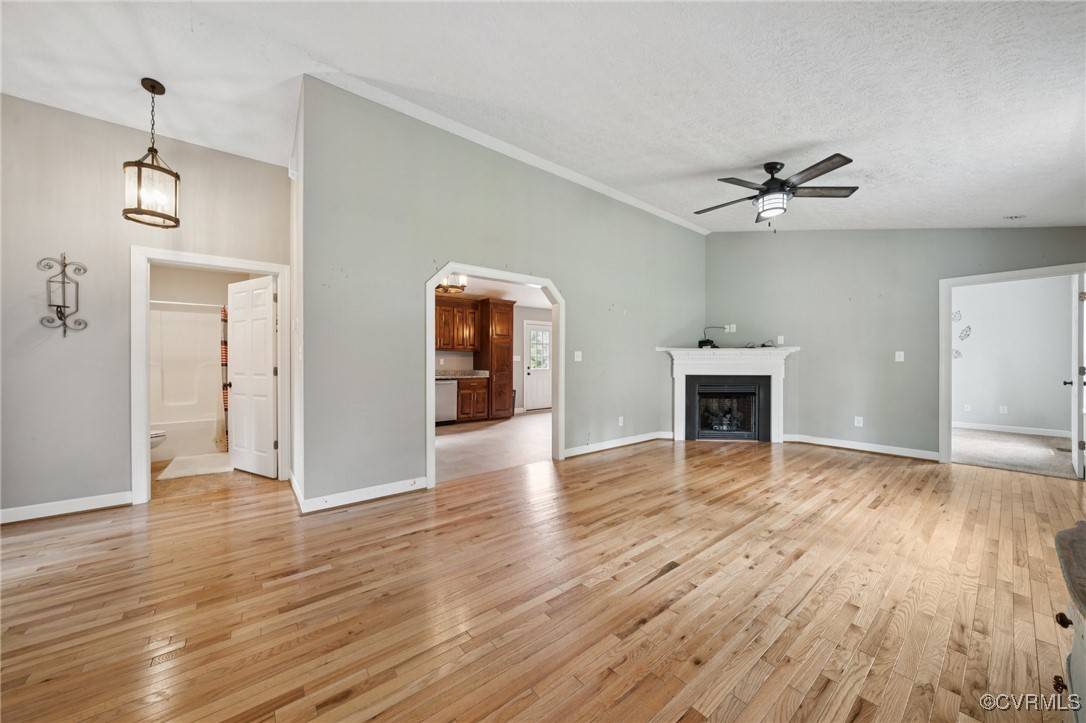 Tappahannock, VA 22560,241 Deep Landing RD