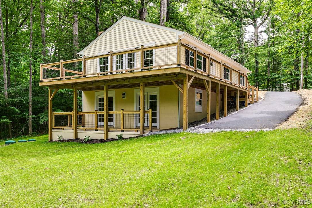 New Kent, VA 23141,7416 Lakeshore DR