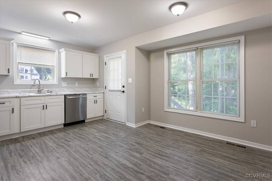 Colonial Heights, VA 23834,112 E Highland CT