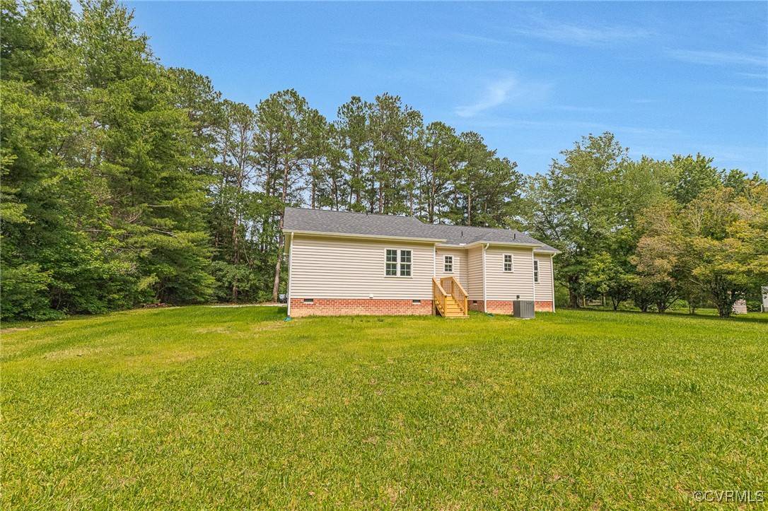 Amelia, VA 23002,4100 Cralles RD