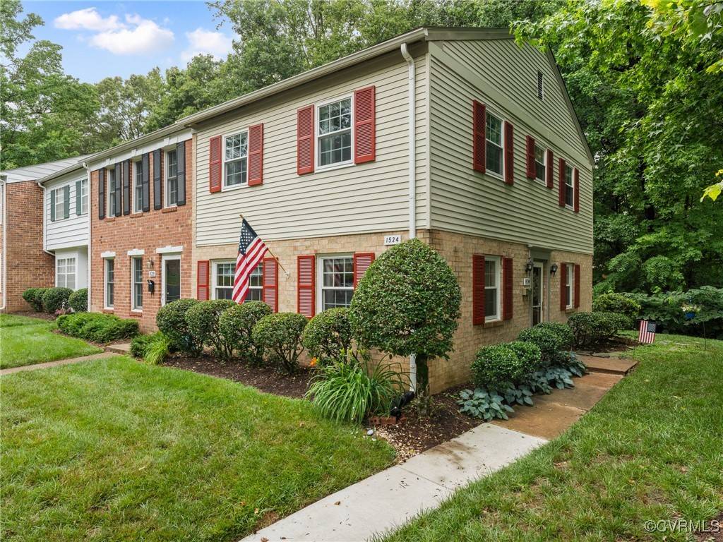 Henrico, VA 23238,1524 Heritage Hill DR