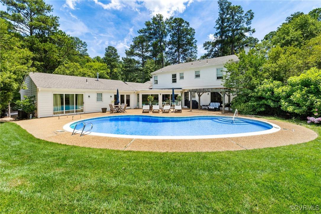 Henrico, VA 23229,8950 Bellefonte RD