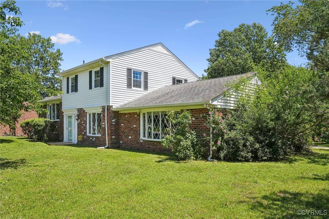 Sandston, VA 23150,301 Perth LN