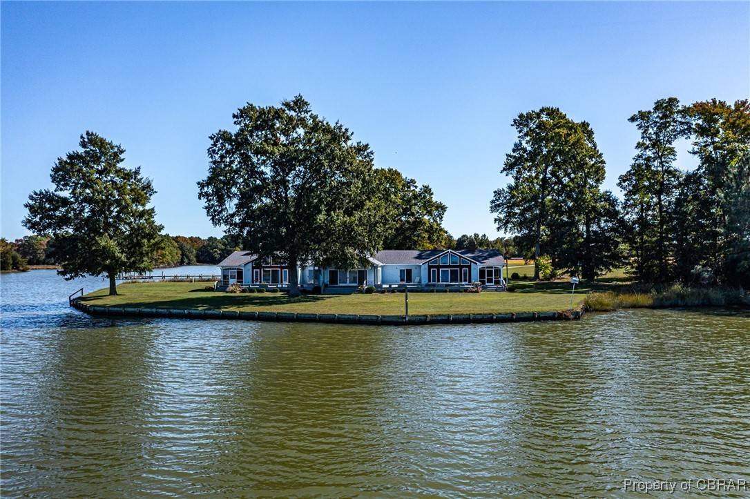 Montross, VA 22520,585 White Hall Road