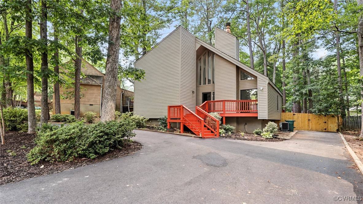 North Chesterfield, VA 23236,636 Spirea RD
