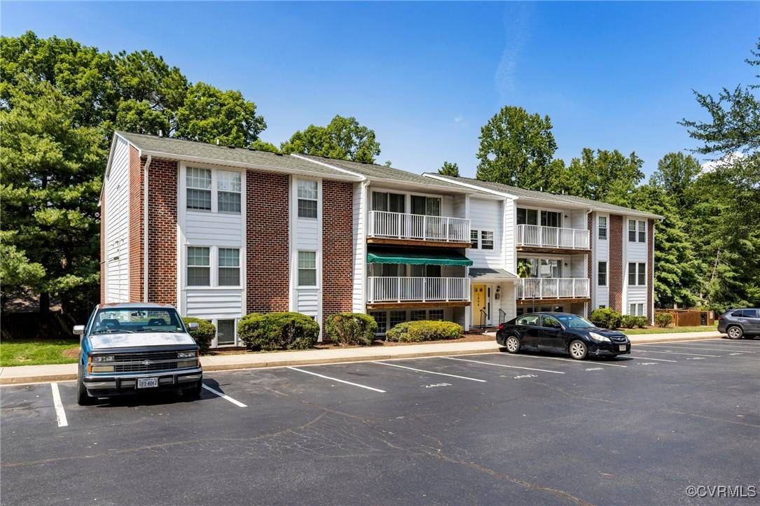 Henrico, VA 23228,7604 Roscommon CT #2403