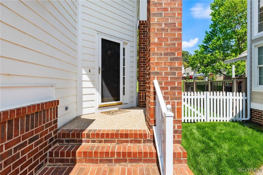 Glen Allen, VA 23059,5908 Dominion Fairways CT