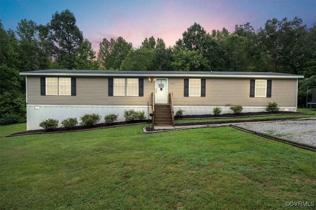 Powhatan, VA 23139,4627 Powhatan Lakes RD #B