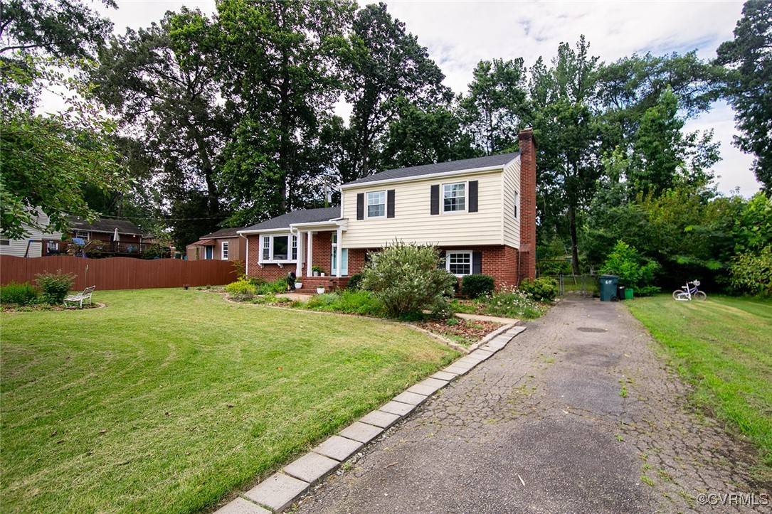 Henrico, VA 23229,9503 Ridgefield RD