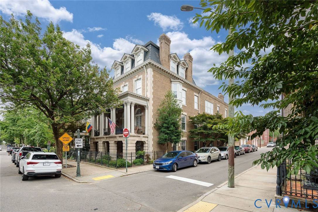 Richmond, VA 23220,1015 W Franklin ST