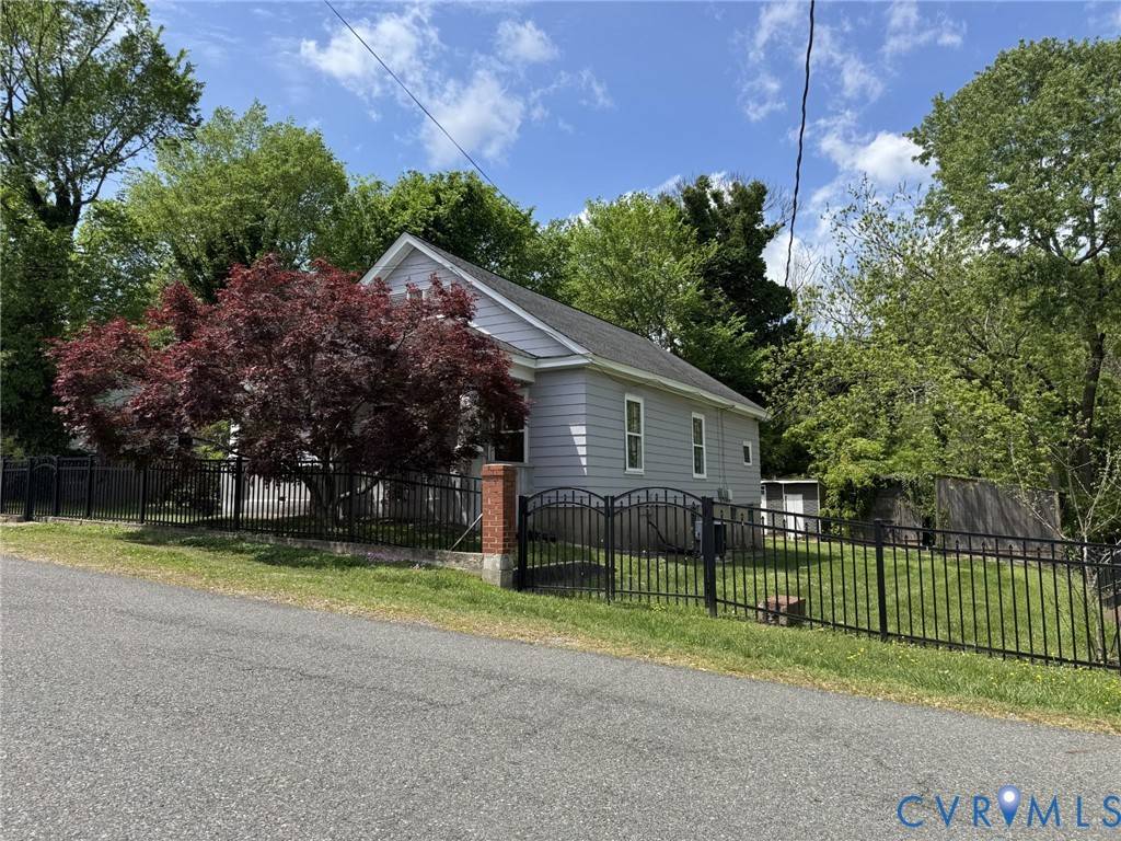 Highland Springs, VA 23075,122 N Elm AVE