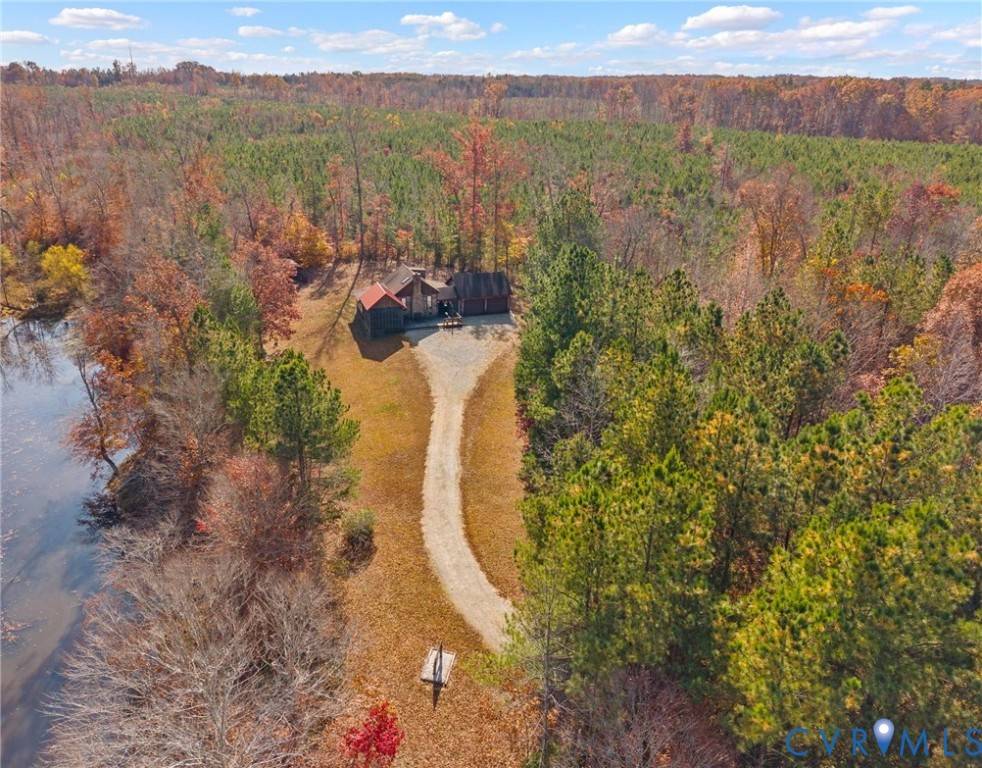 Meherrin, VA 23954,837 Briery Hills DR