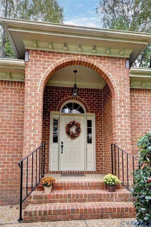 Williamsburg, VA 23185,612 Beechwood DR