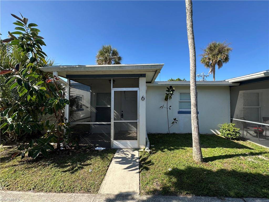 North Fort Myers, FL 33917,40 Willis RD #6