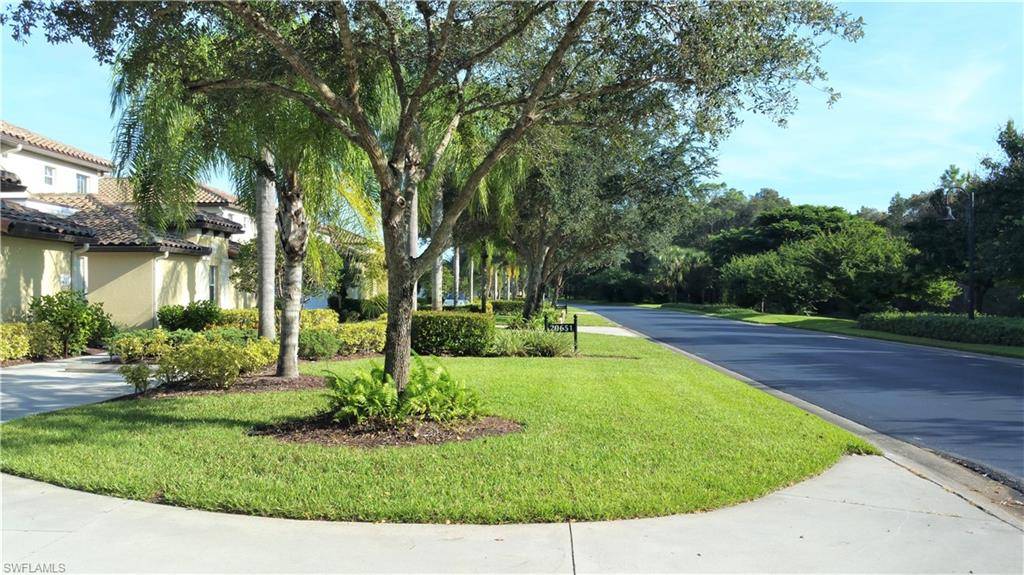 Estero, FL 33928,20651 Wildcat Run DR #101