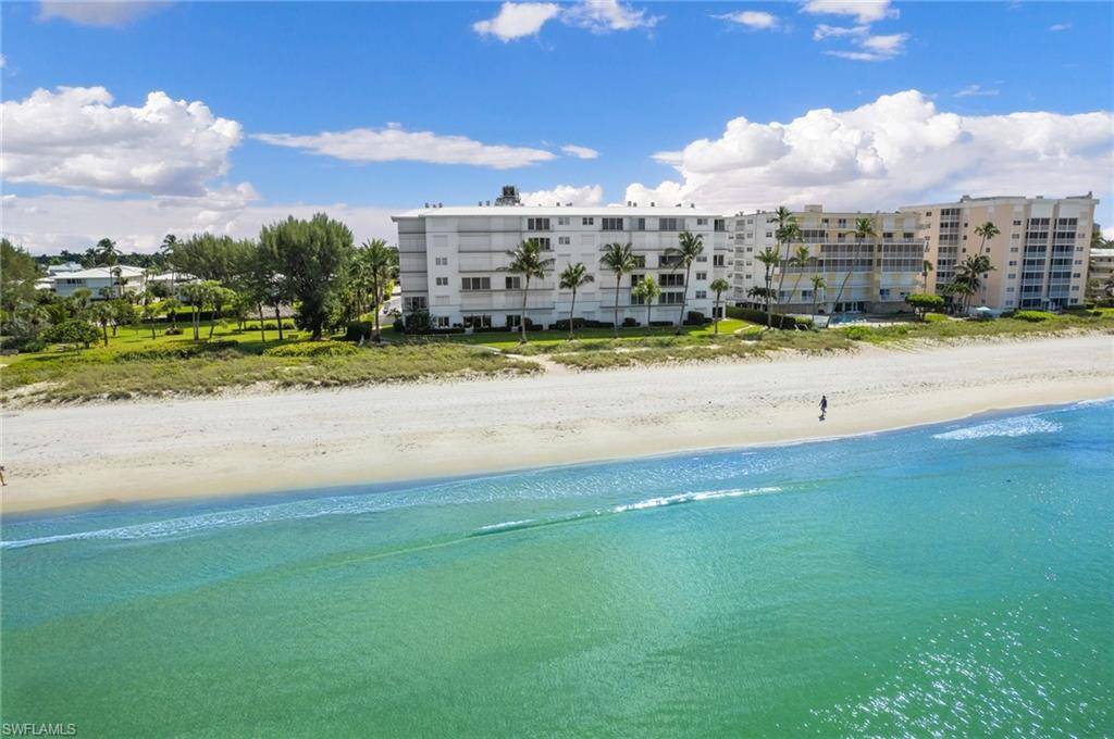 Naples, FL 34102,2011 Gulf Shore BLVD N #36