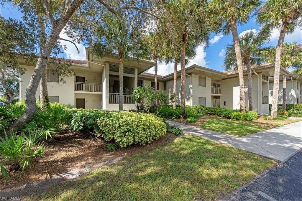 Bonita Springs, FL 34134,3621 Wild Pines DR #206