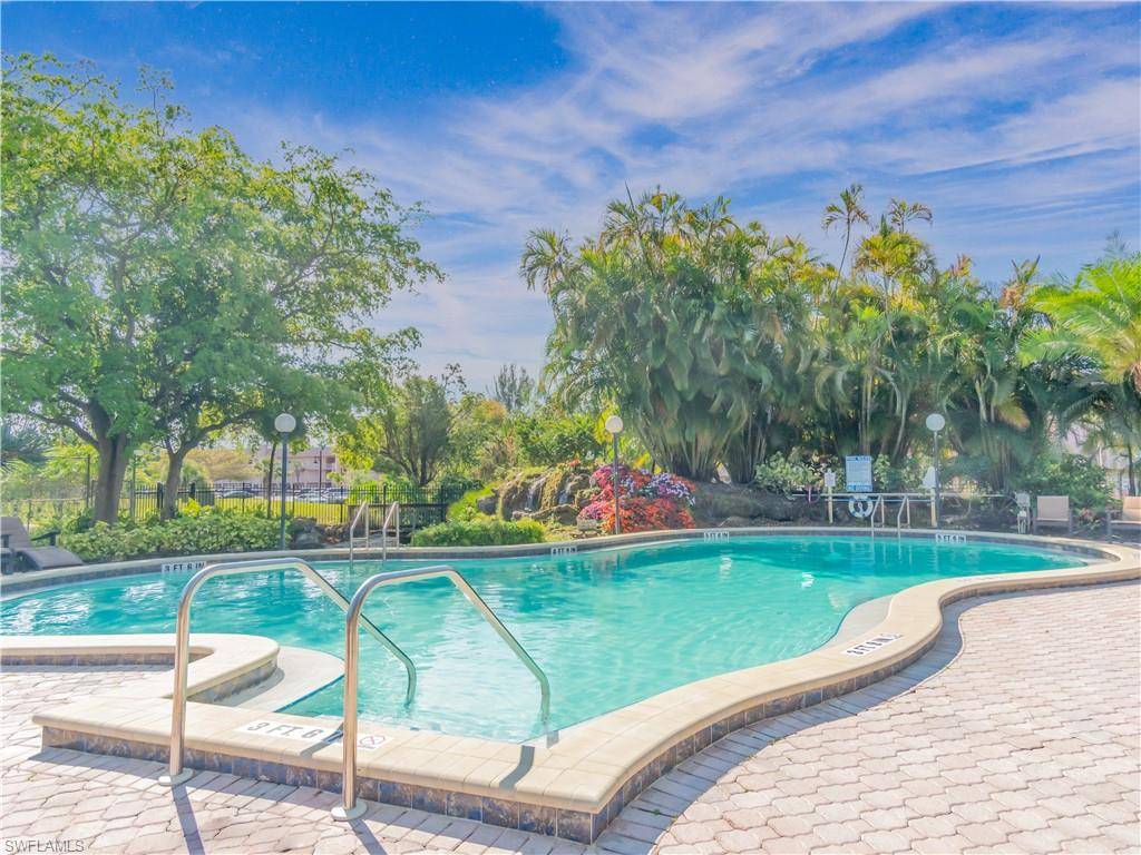 Naples, FL 34105,499 Forest Lakes BLVD #2-309