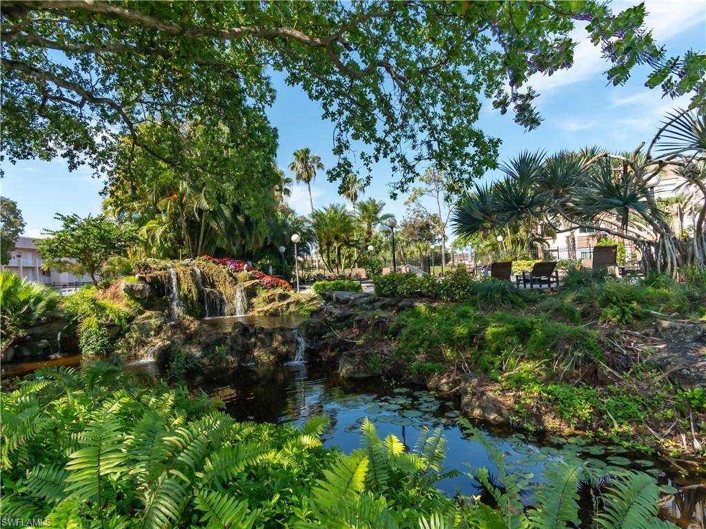 Naples, FL 34105,499 Forest Lakes BLVD #2-309