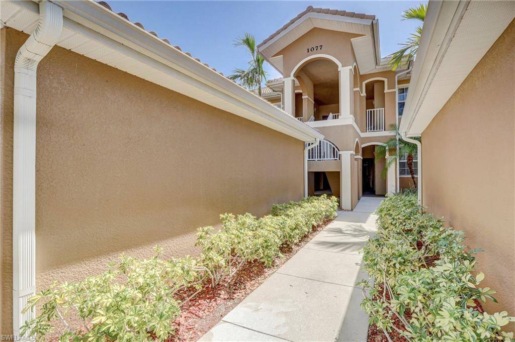 Cape Coral, FL 33909,1077 Winding Pines CIR #204