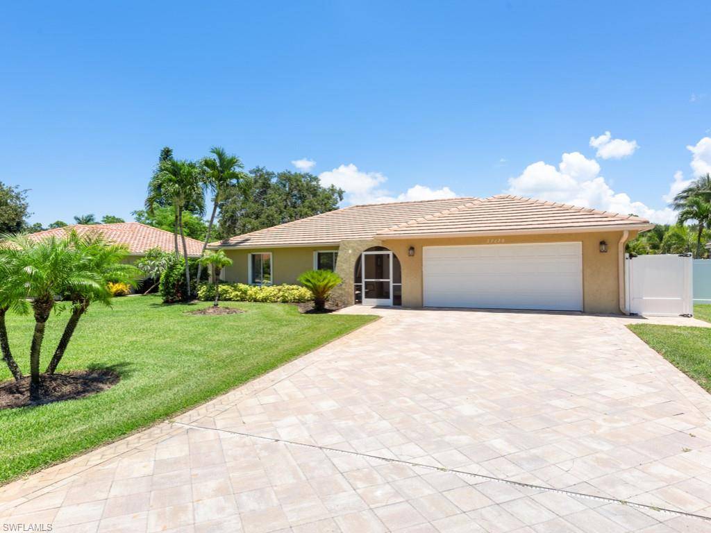 Bonita Springs, FL 34135,27120 Edenbridge CT