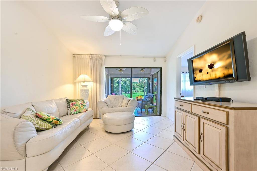 Naples, FL 34112,2069 Pine Isle LN #2069