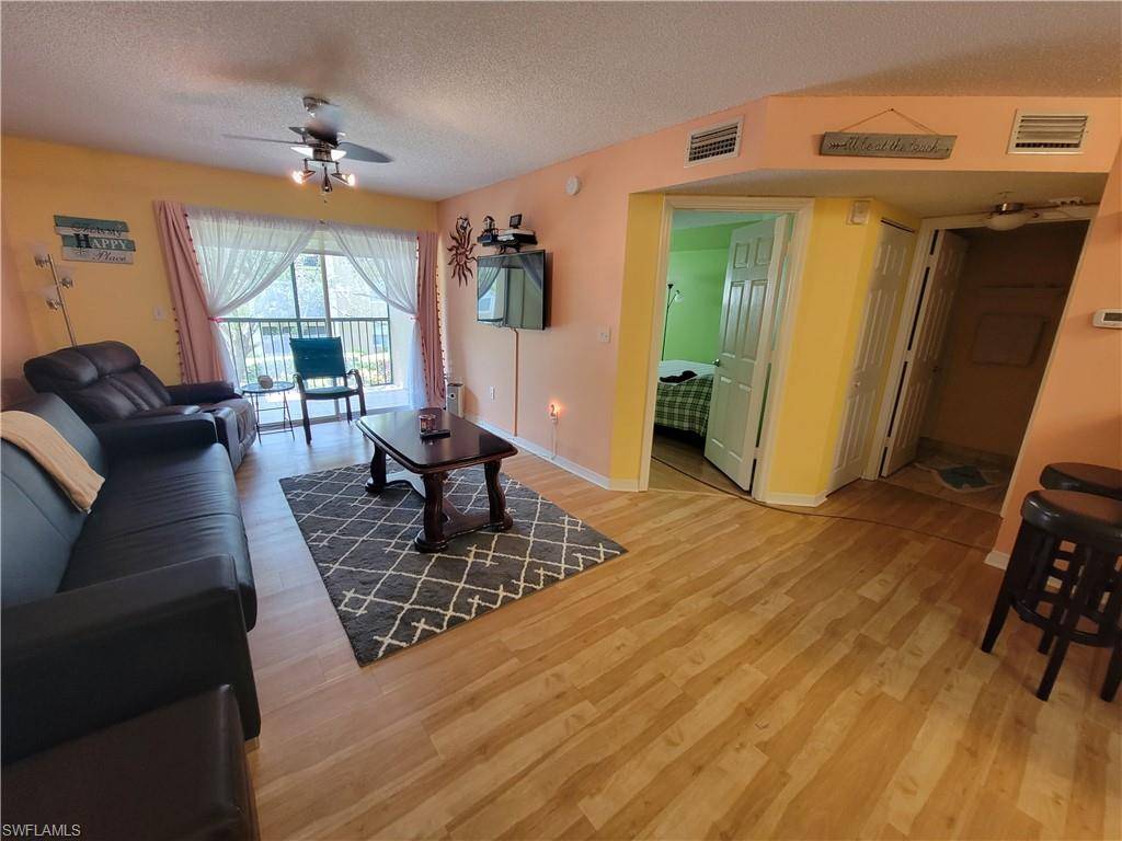 Bonita Springs, FL 34135,8960 Colonnades CT E #924