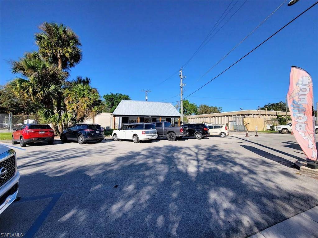 Labelle, FL 33935,22 Fort Thompson AVE