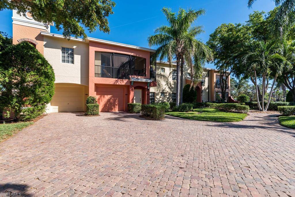 Estero, FL 33928,8500 Via Lungomare CIR #206