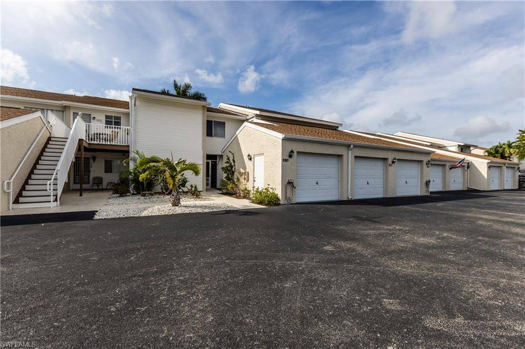 Naples, FL 34113,472 Bristle Cone LN #37