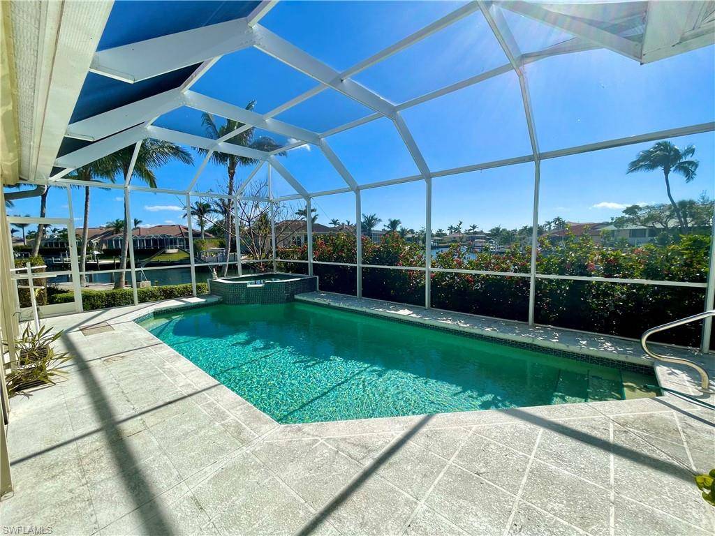 Marco Island, FL 34145,829 Wintergreen CT