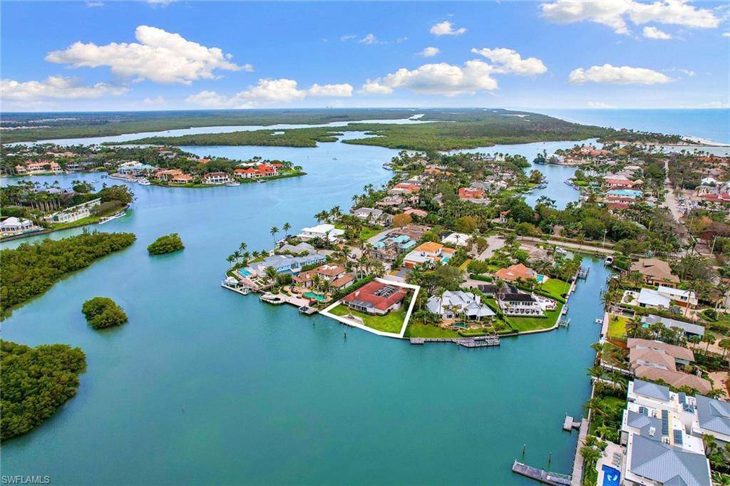 Naples, FL 34102,7 Sabre LN