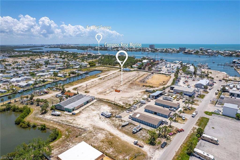Fort Myers Beach, FL 33931,870 Buttonwood DR
